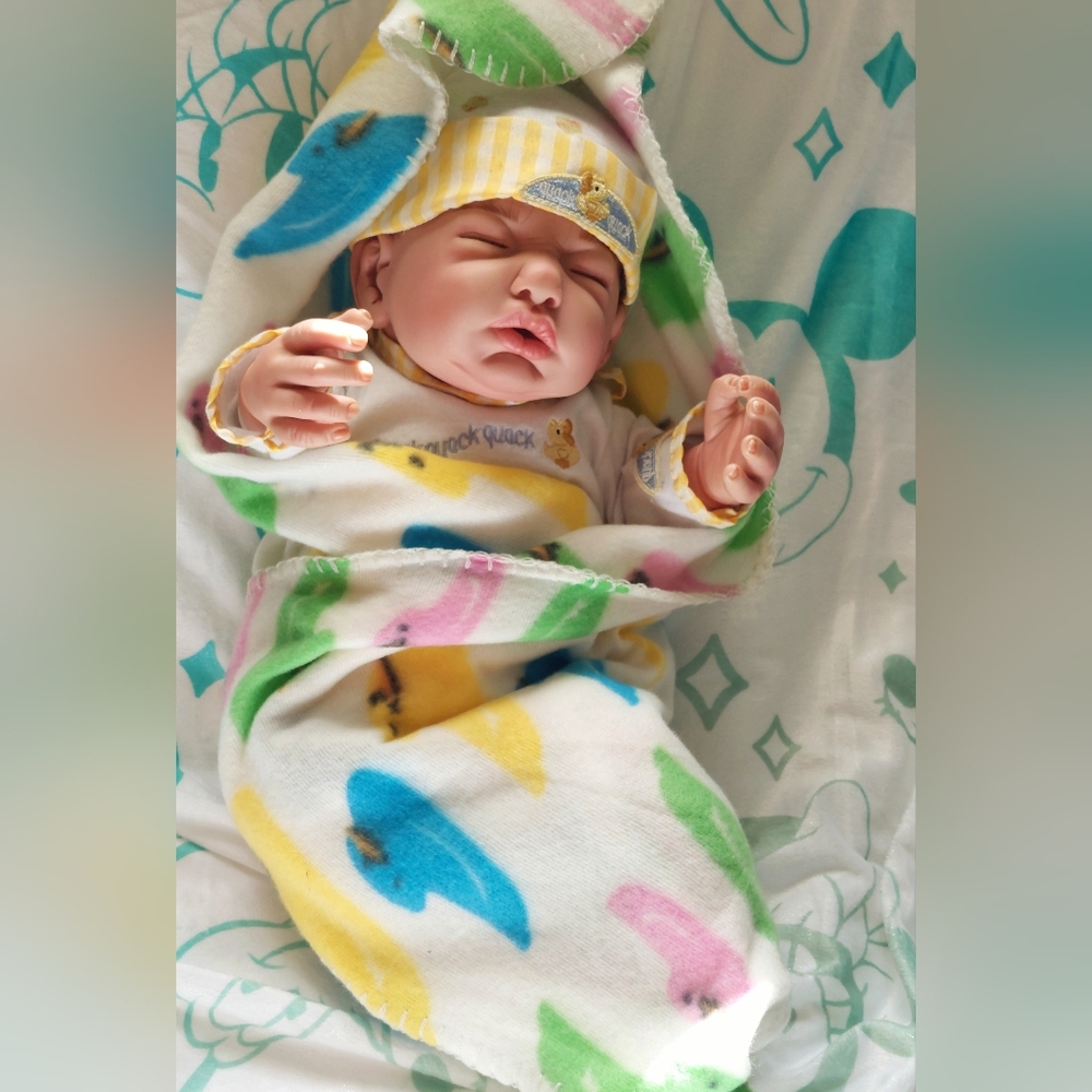 Paradise Galleries 19" Reborn/Realistic  'William' Doll W/Original Box & Outfit